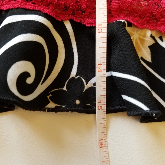 My Michelle Skirt Size 7 Girls Black Red White Flo - Picture 4 of 7